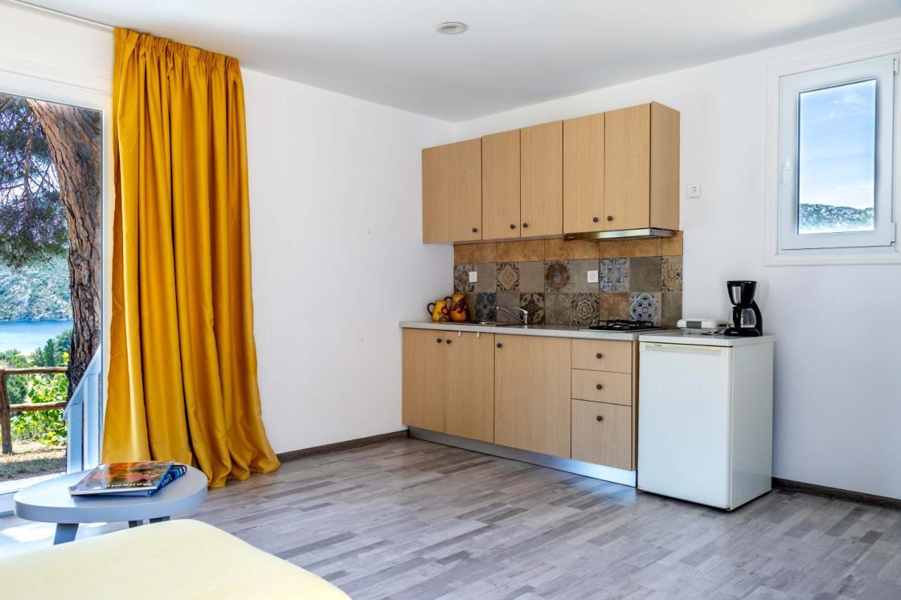 Porto Koufo Resort Bungalows Extérieur photo